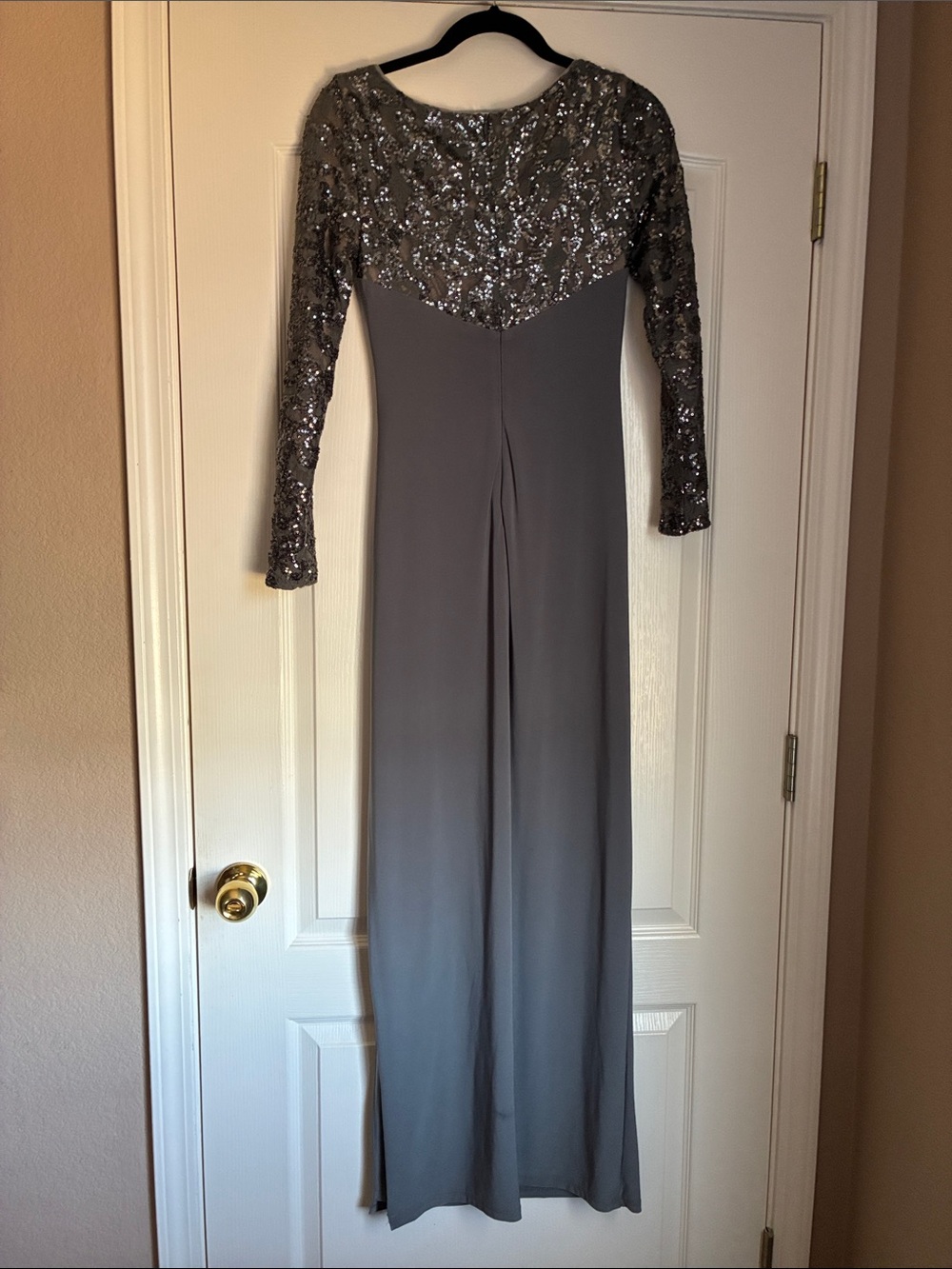 Lauren Ralph Lauren Silver-Gray Sequin Long-Sleeve Evening Dress - Picture 5 of 7